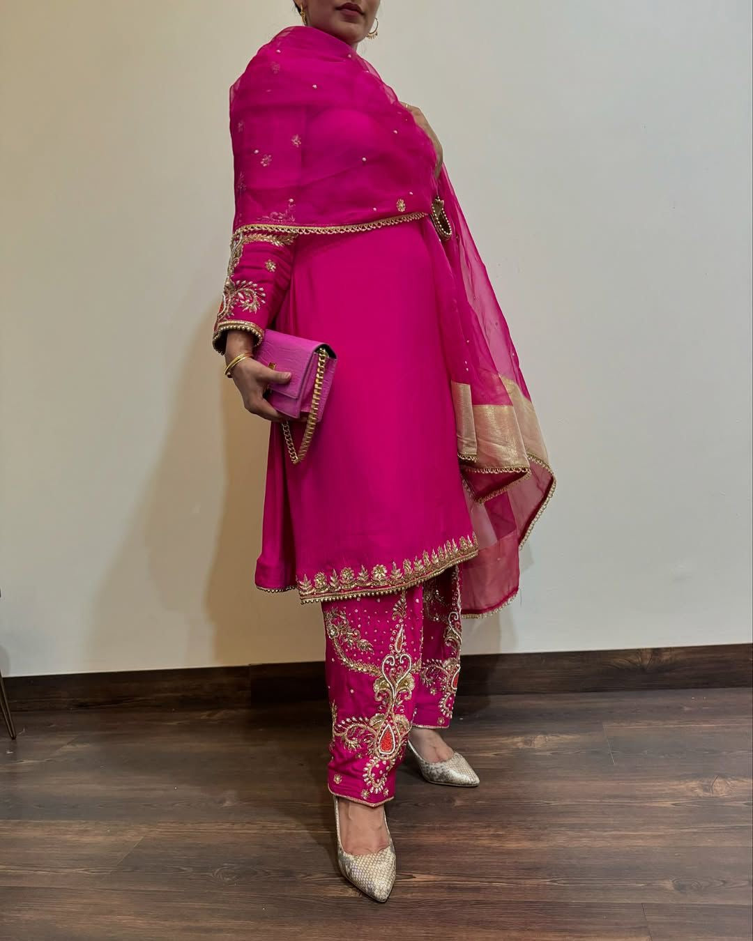 10E86074-DB20-44C0-BCF2-DFF87529F5FE