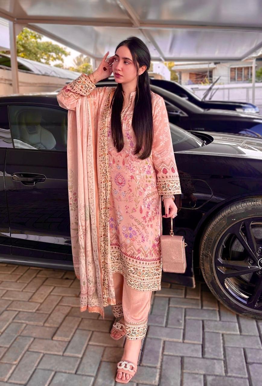 234F5F40-5D47-46C3-8749-F8D22DFA9A8C