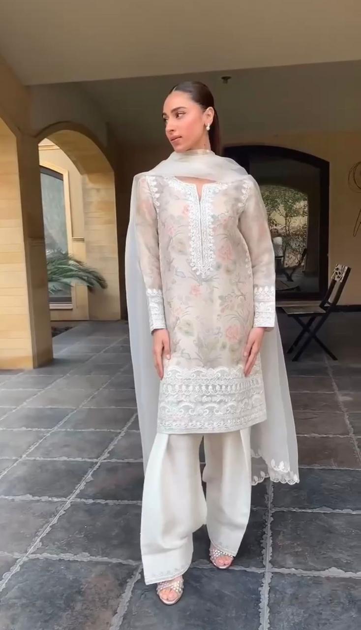 2e7bf235-884b-40b0-ac3d-d90c9dbf040e