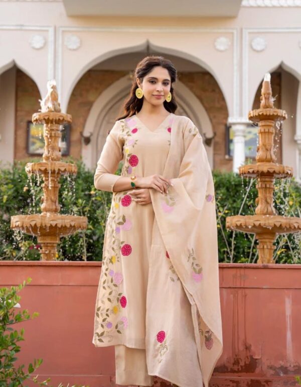 Ramya Pure Chanderi Embroidered Kurta Set