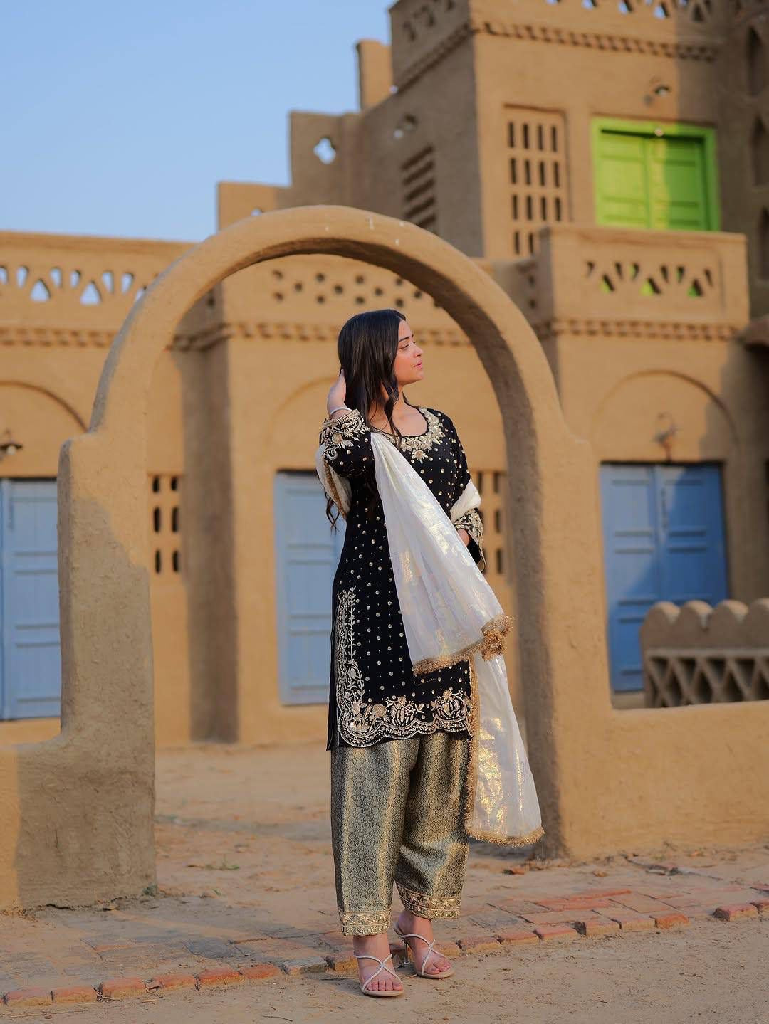 8E381D90-CE32-4BE9-B853-D3751D4BB01F