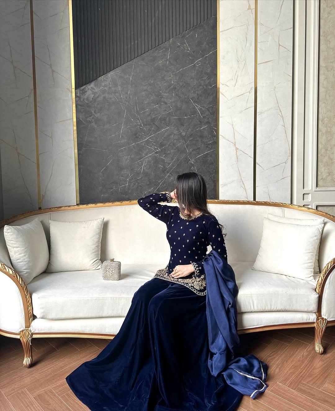 D96BFB90-B478-44F2-B5E9-FA6EDA031FE6