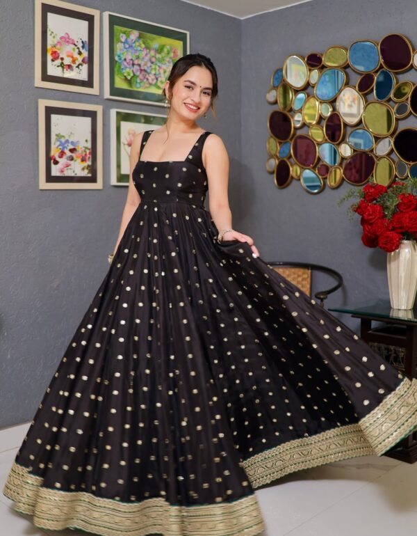 Arushi Elegant Noir Anarkali Suit Set