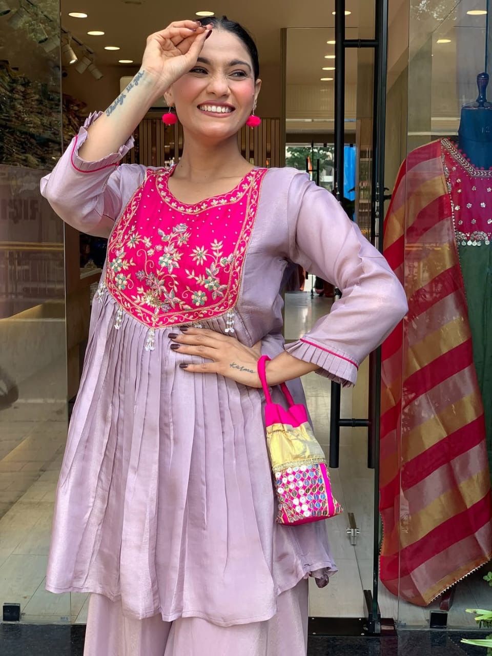 ADCBDCD1-8C14-4230-B4CC-3E4E32061707