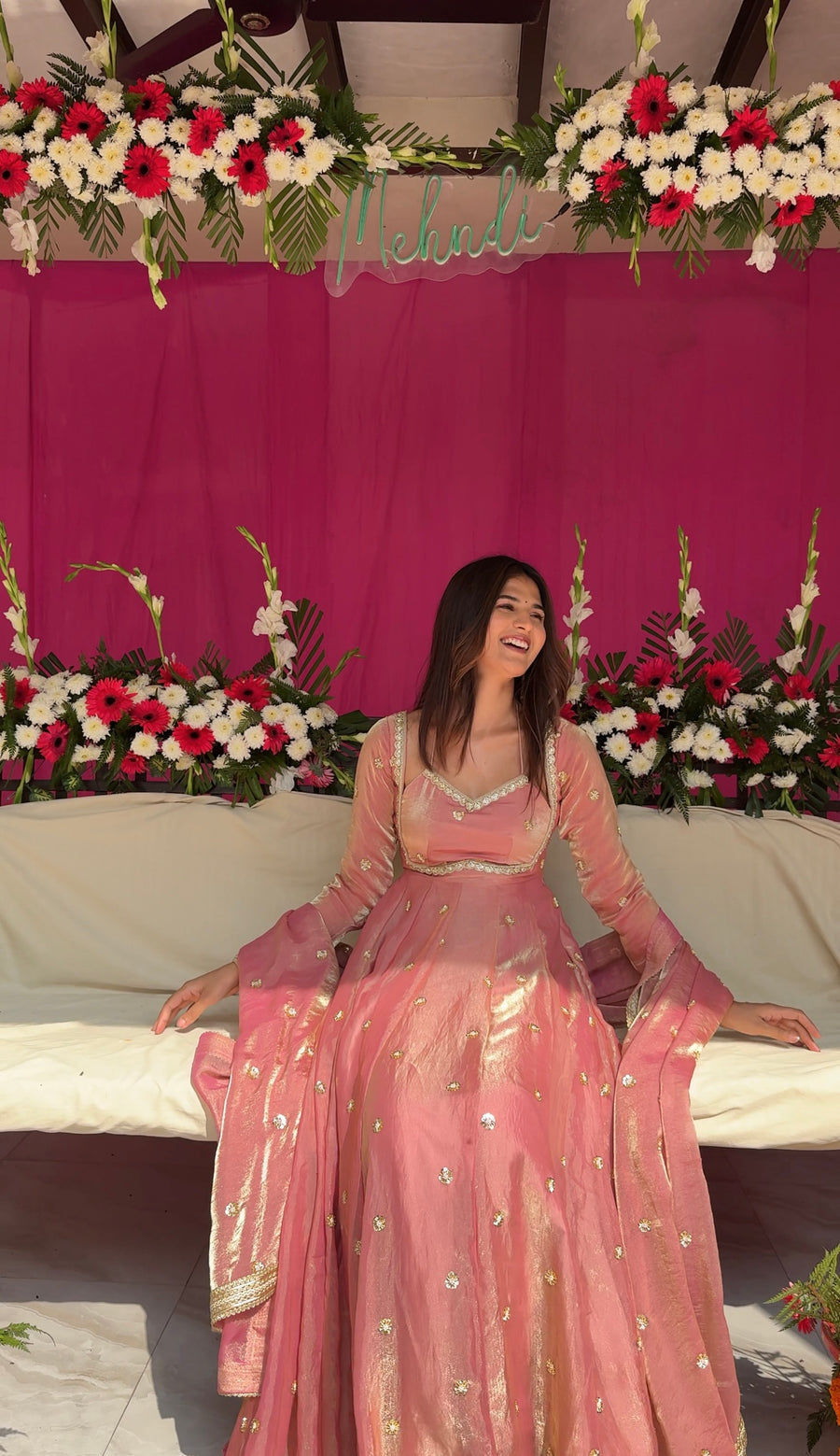 D9EC5A69-9E45-4211-8899-CA22C5E36D42